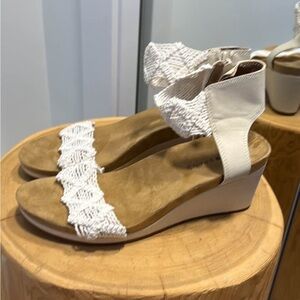 Lucky Brand White Crochet Wedge Sandals